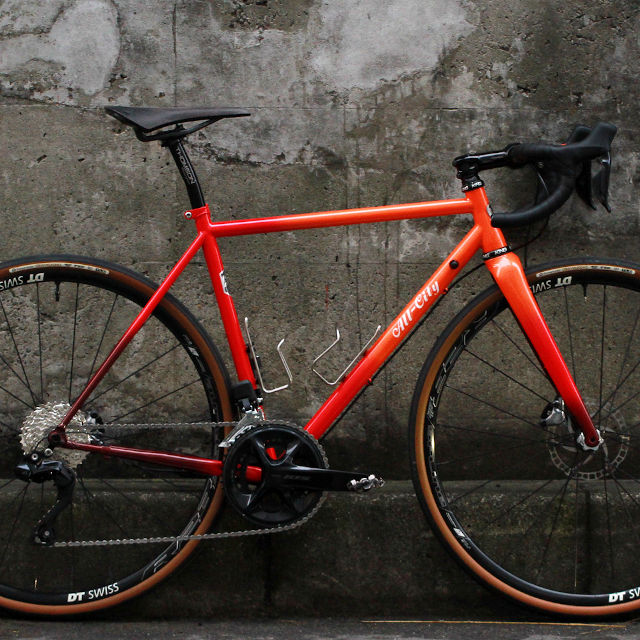 【Youtube】URBAN ROAD BIKE/ サンライズフェードの美しい都会派なロードバイクをご紹介いたします！