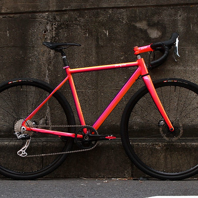 【Blog】誰もが憧れたあのバイクにリスペクトを込めて！JFF CX をご紹介させて頂きます！
