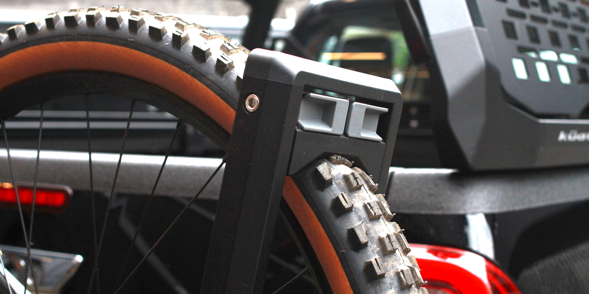 piston ion detail