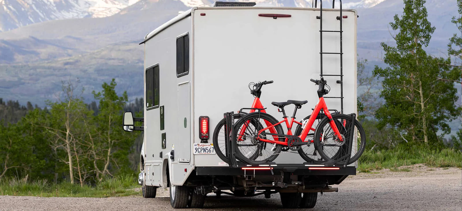 campingtrailer_pistonion